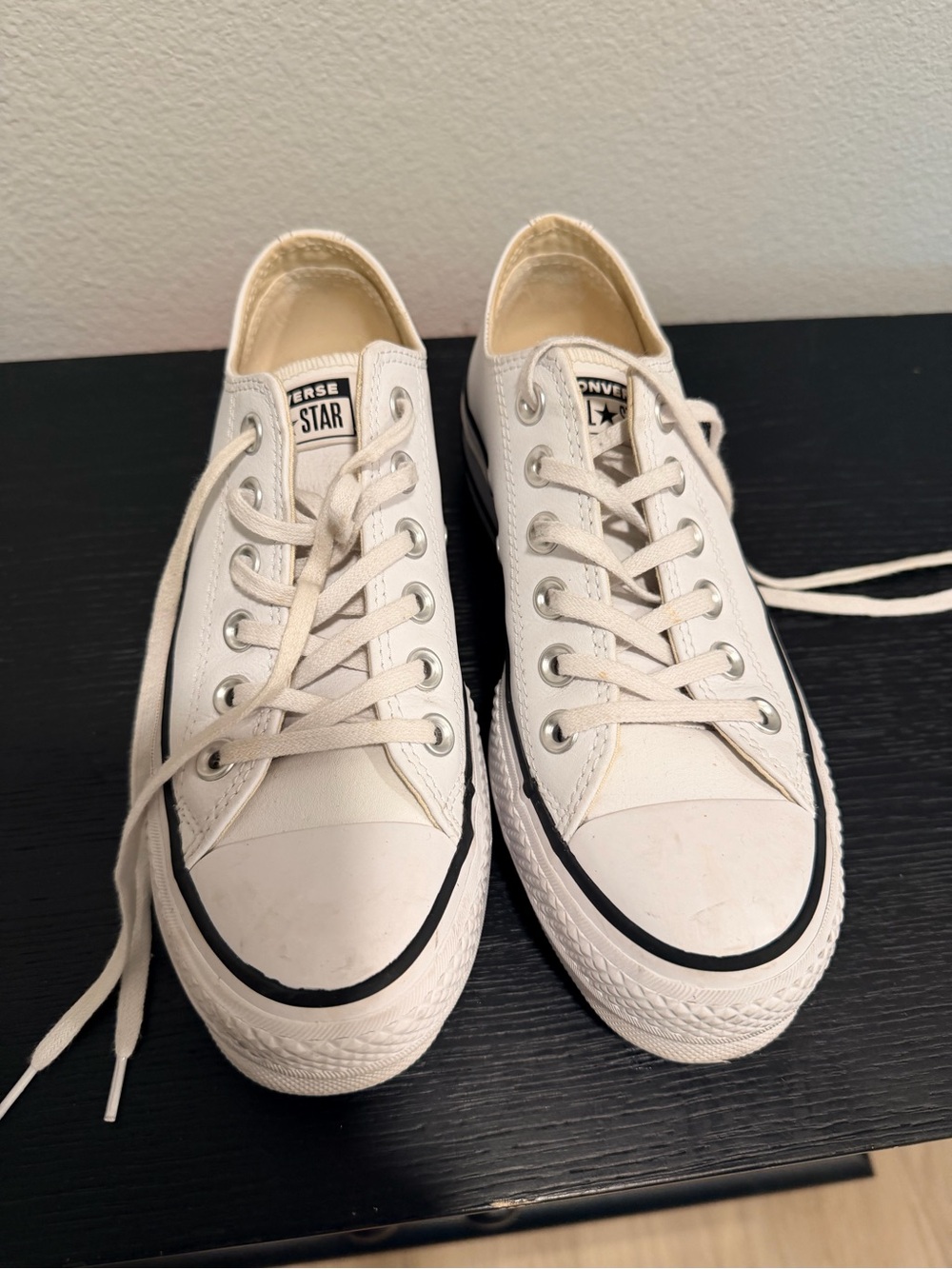 Converse Chuck Taylor All Star Low Top Sneakers - Size 6